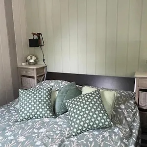 L'escale-chambres D'hotes Au Coeur De La Cote De Granit Rose Frühstückspension